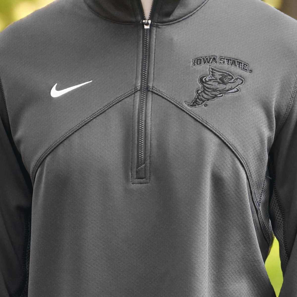 Nike Punching Cy Anthracite Dri-Fit Quarter Zip design close up